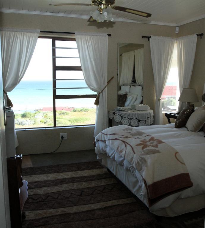 Oceanview Guesthouse Struisbaai Rom bilde